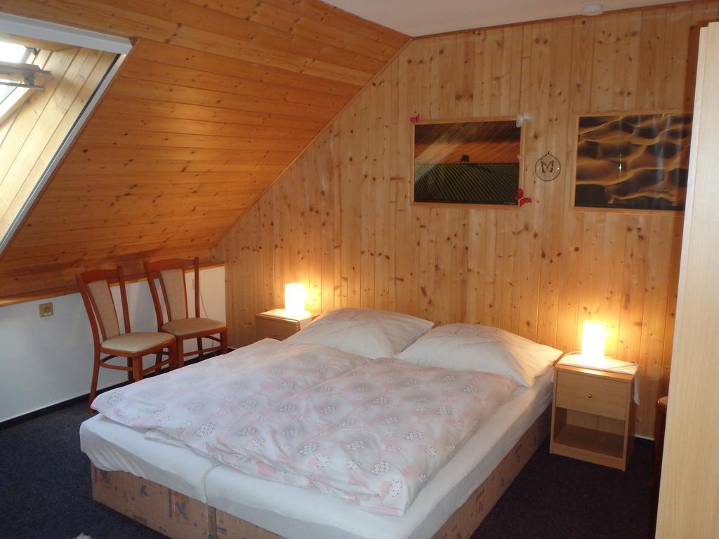 Penzion Vlasta Hotel Moravská Nová Ves Quarto foto